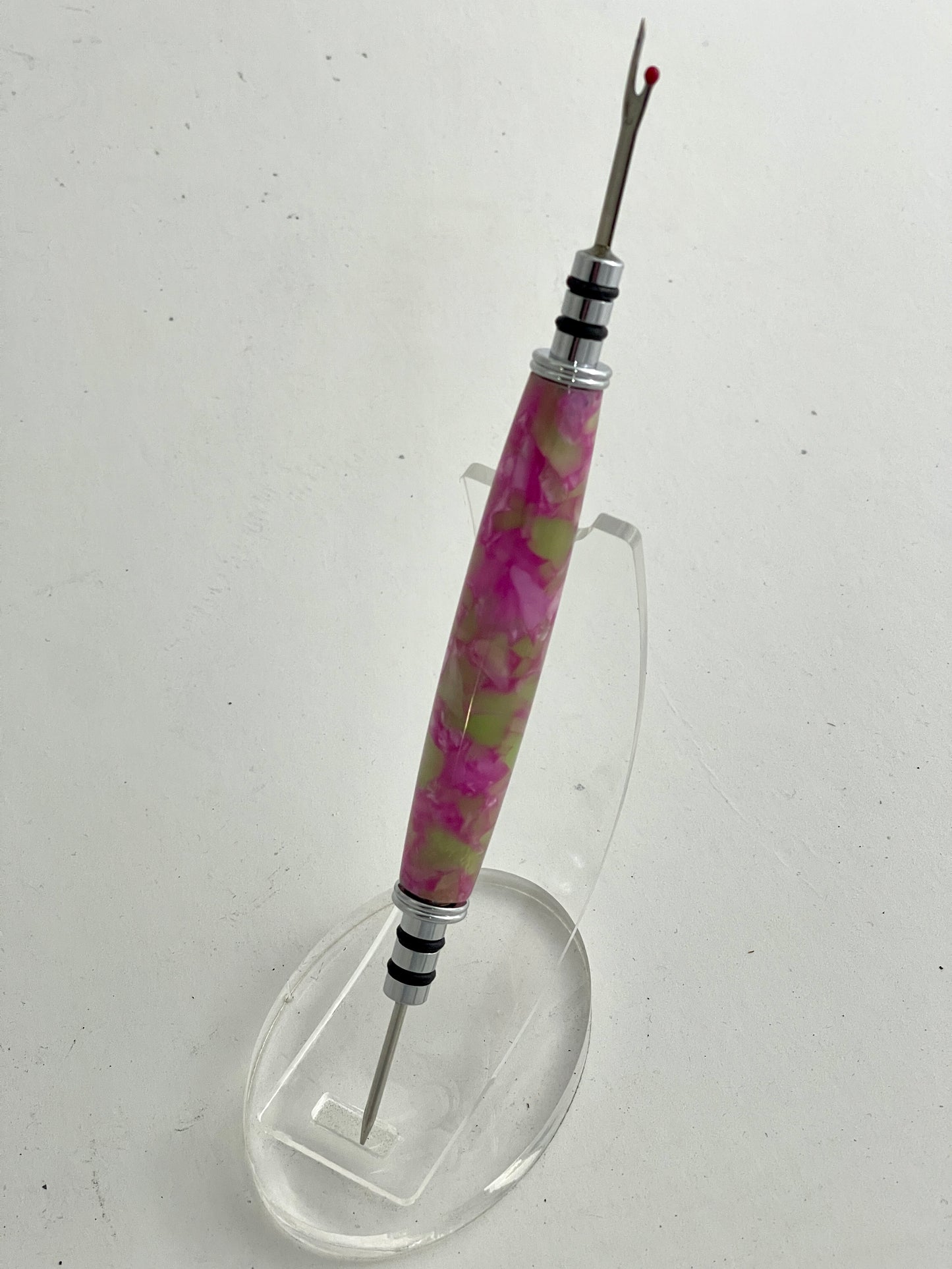 Seam Ripper (Quick Unpick) in pink and green chip acrylic resin
